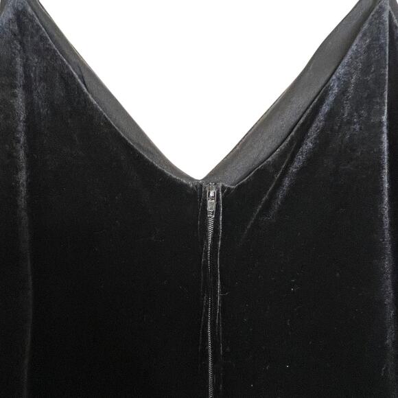 B. Smart Womens Slip Dress XXL Black Velvet Spaghetti Strap V-Neck Lined - Picture 4 of 6
